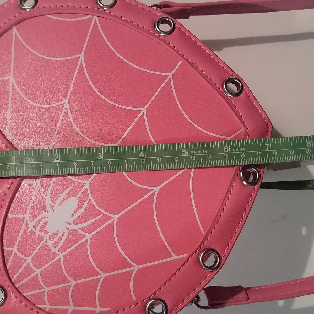 Spiderweb Heart Small Shoulde in Bubblegum Pink - Picture 5 of 6